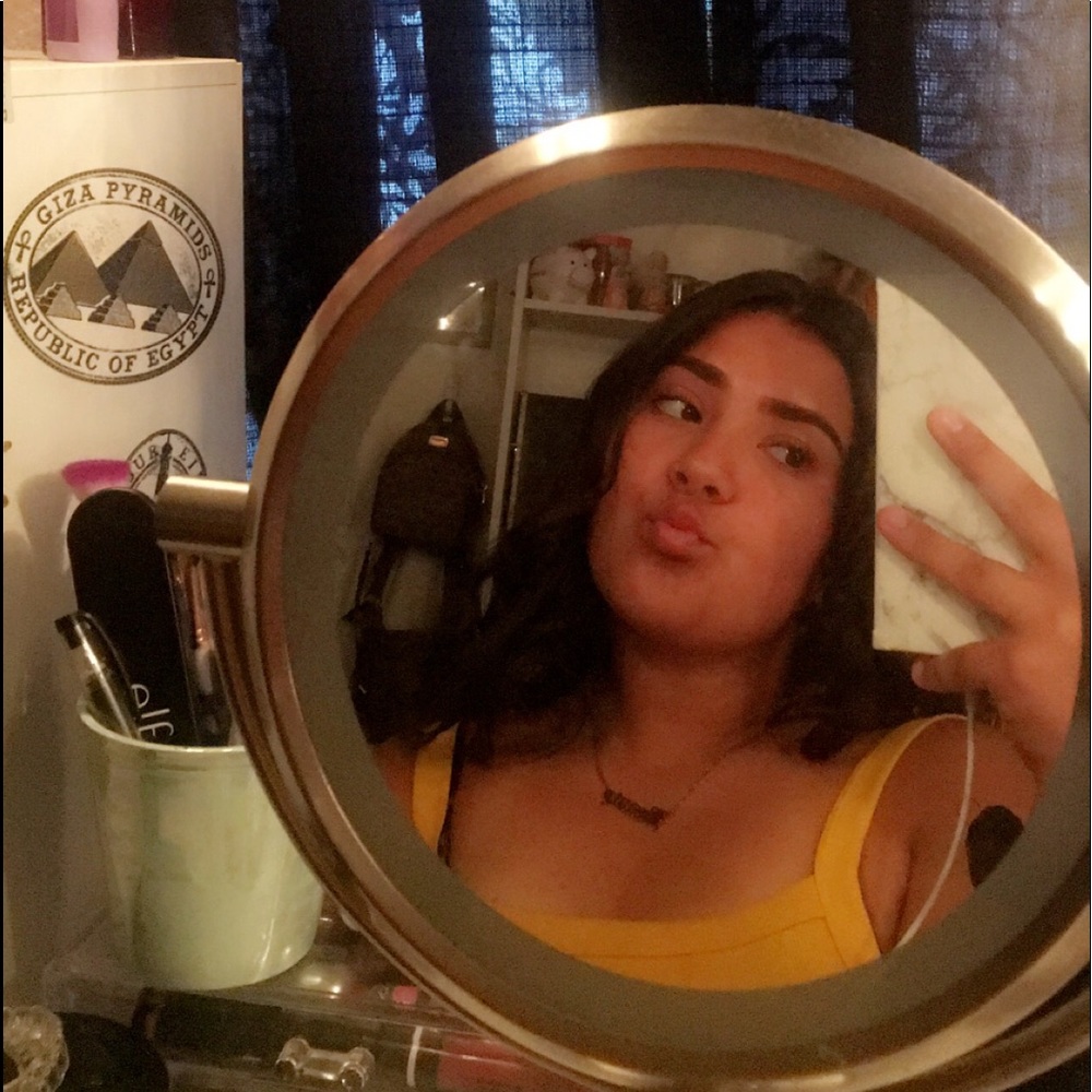Meet your Posher, Sabrina